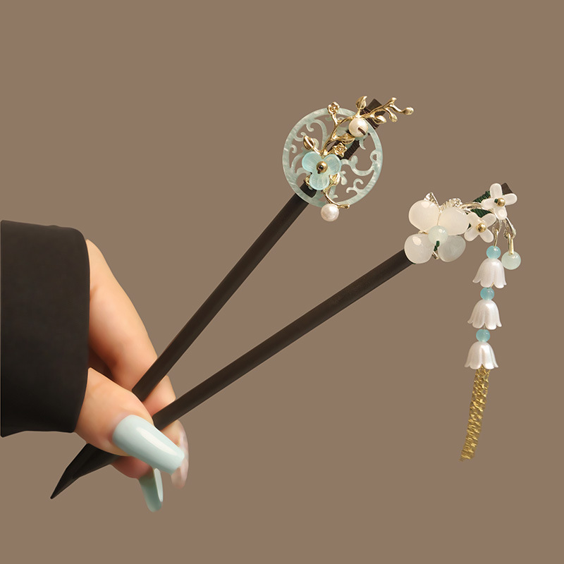 Flower Tassel Pearl Hair Stick - Board Game Go review and price